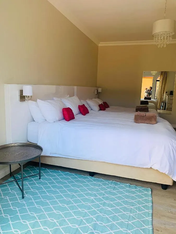 Stay At 11 On Gull Cape Town