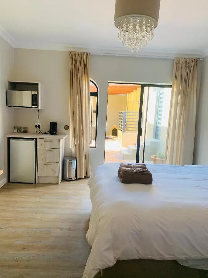 Stay At 11 On Gull Cape Town Guest house