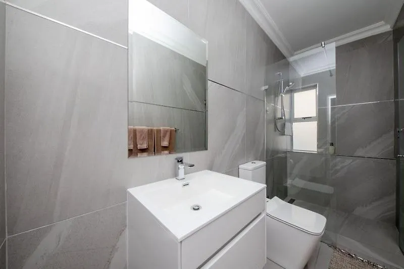 Stay At 11 On Gull Cape Town Guest house
