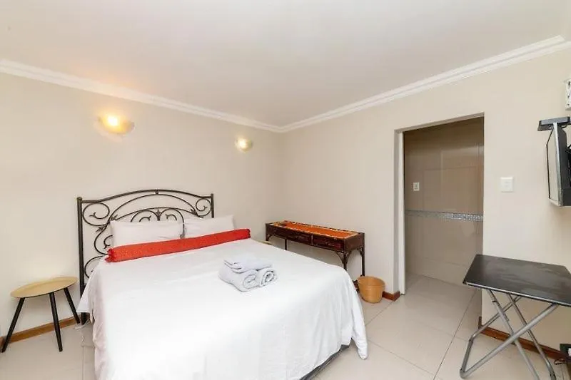 Stay At 11 On Gull Cape Town South Africa